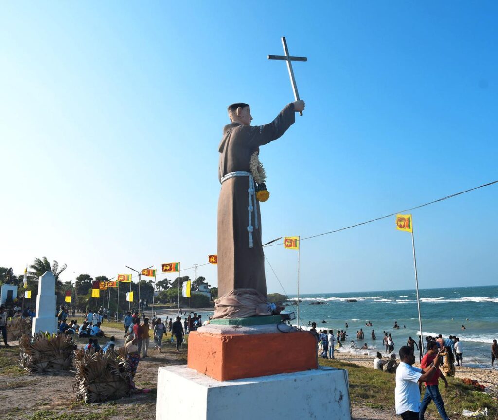 St.Anthony’s festival of Kachchatheevu popular with age old ‘barter trade’ until recently !