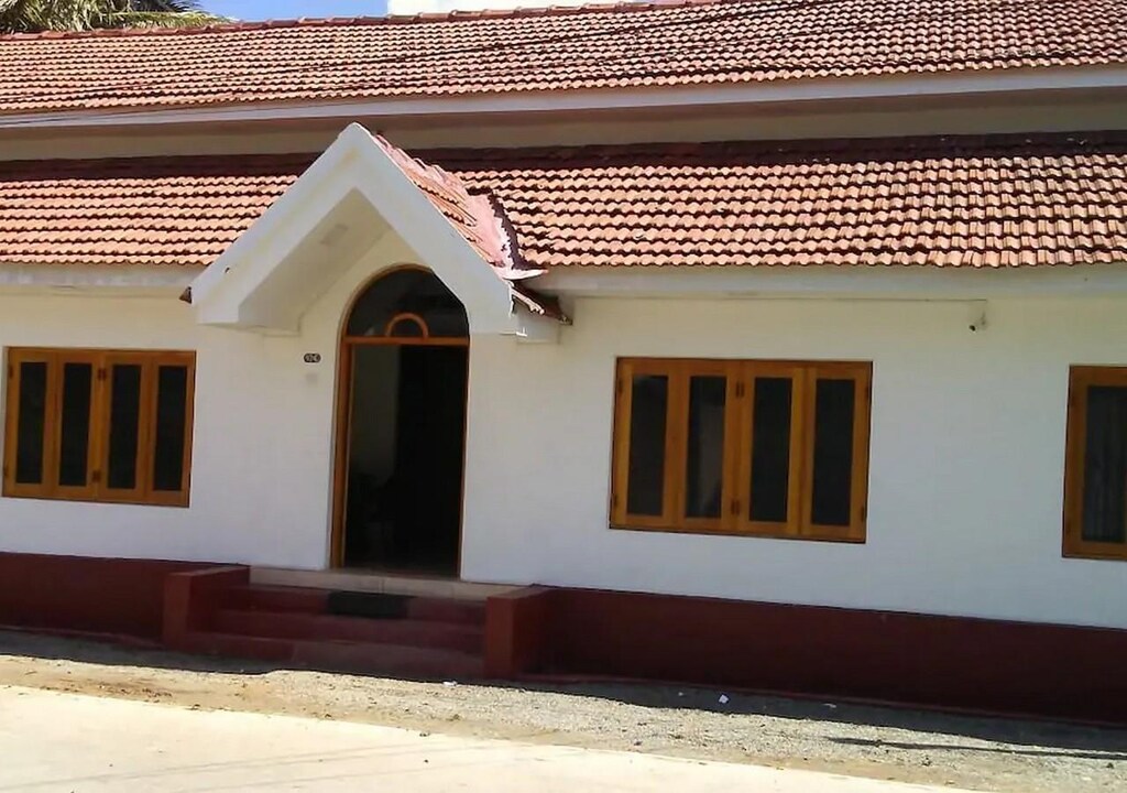 Colonial Inn